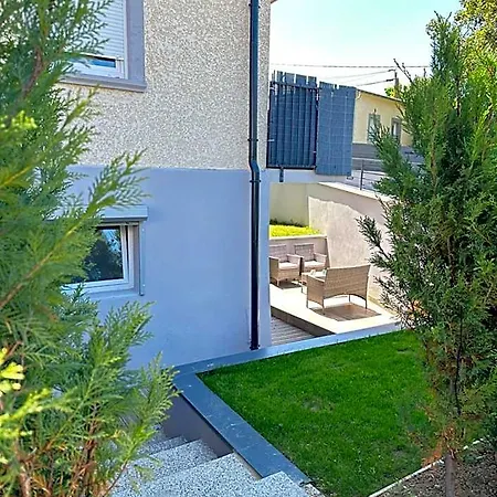 Appartement Superbe Proche De Stations De *